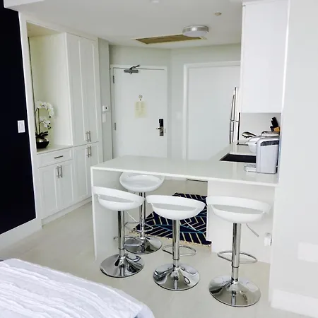 Coconut Grove 21St Floor Private Studio-Parking & Wifi Included Miami Exterior photo